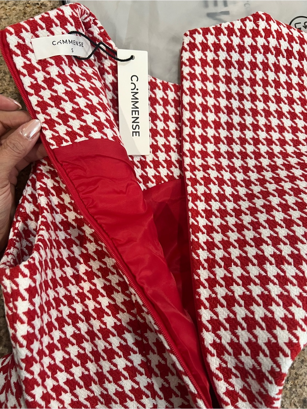 Commense Red White Houndstooth Sleeveless Mini Dress NWT Size Small Sold Out - Picture 8 of 9